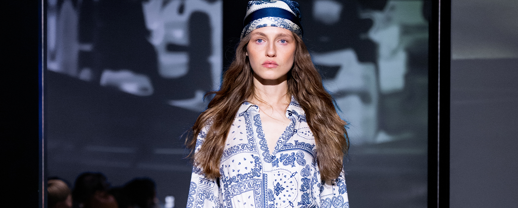 Курортний стиль на Answear RUNWAY SS26 розкривається як тиха розкіш у ритмі дихання